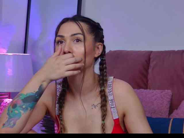 NicoleLegh webcam