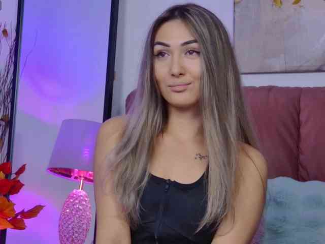 NicoleLegh webcam