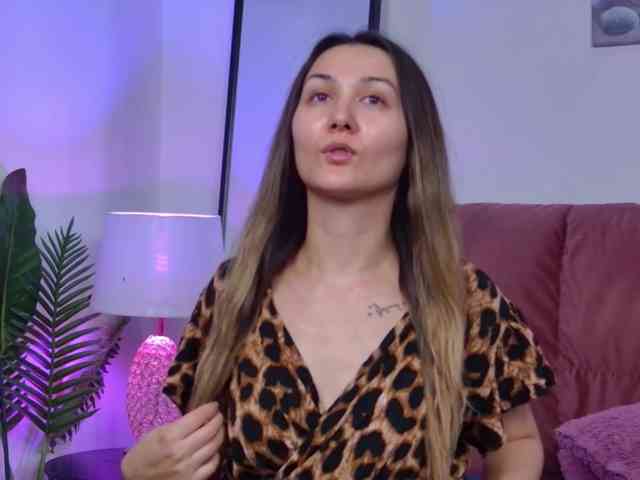 NicoleLegh webcam