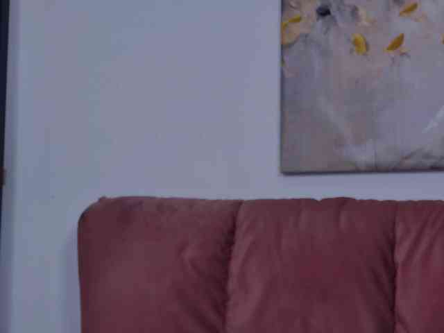 NicoleLegh webcam
