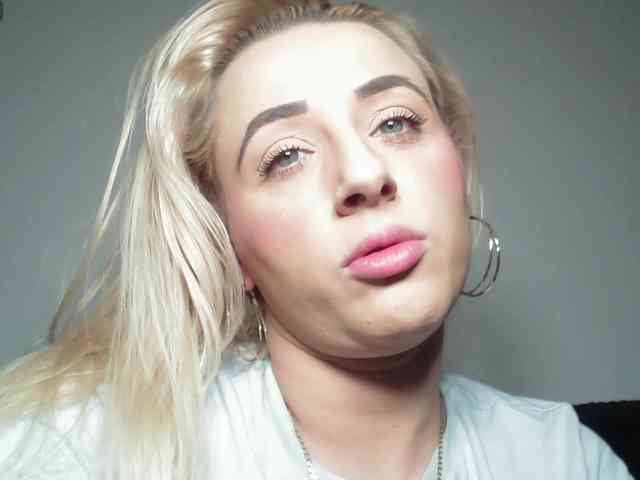 Fuckbate20155 webcam