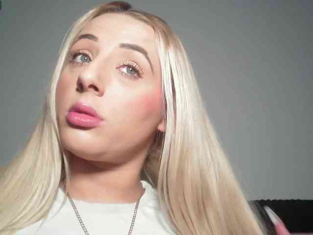 Fuckbate20155 webcam