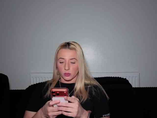 Fuckbate20155 webcam