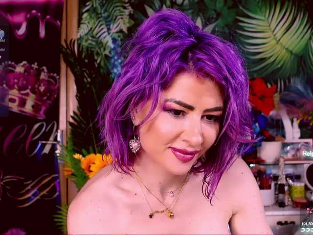  LolaHornyXXX chat room