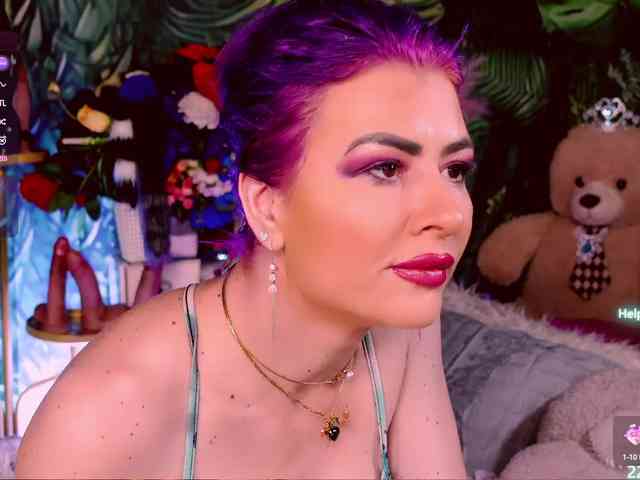 LolaHornyXXX webcam