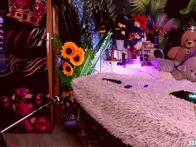 LolaHornyXXX webcam