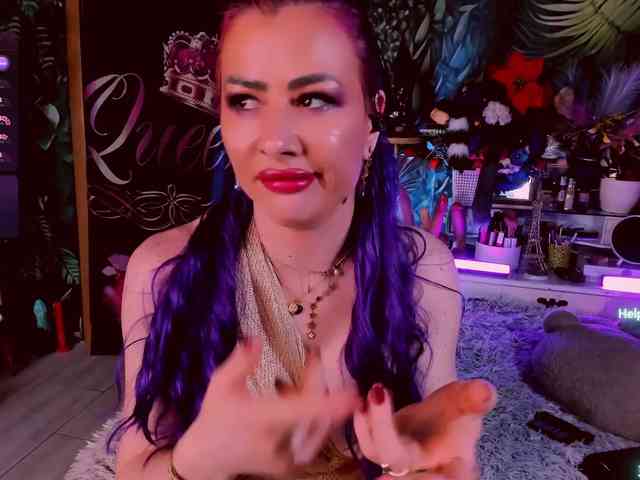 LolaHornyXXX webcam