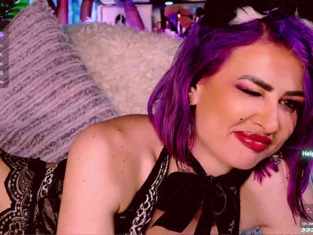 LolaHornyXXX webcam