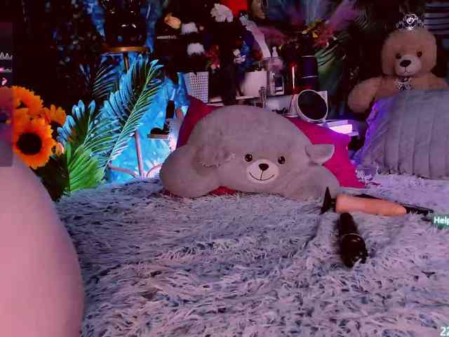 LolaHornyXXX webcam