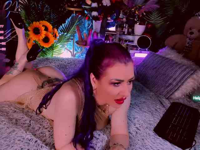LolaHornyXXX webcam
