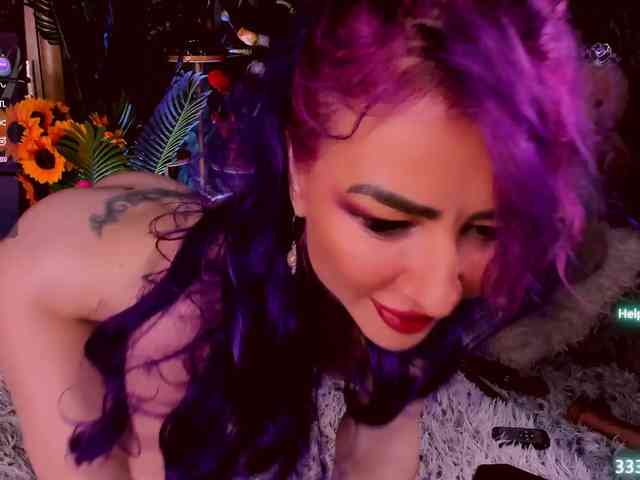 LolaHornyXXX webcam