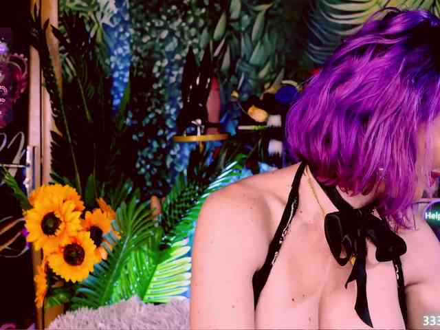 LolaHornyXXX webcam