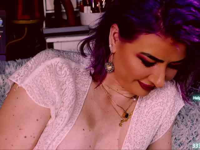 LolaHornyXXX webcam