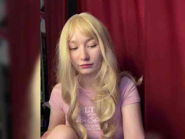 _-KIM-_ webcam