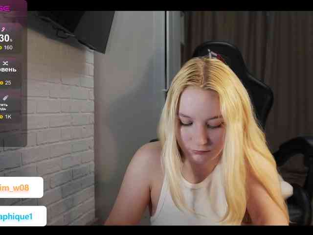 _-KIM-_ webcam