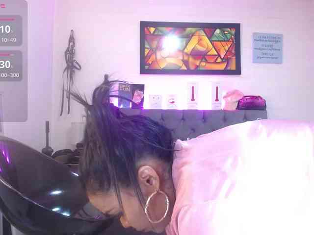 louise-nails webcam