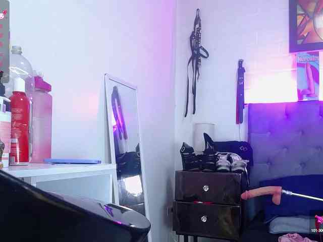 louise-nails webcam