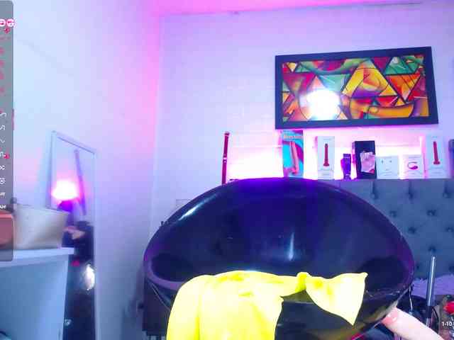 louise-nails webcam
