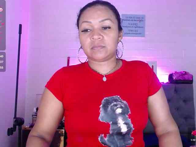 louise-nails webcam