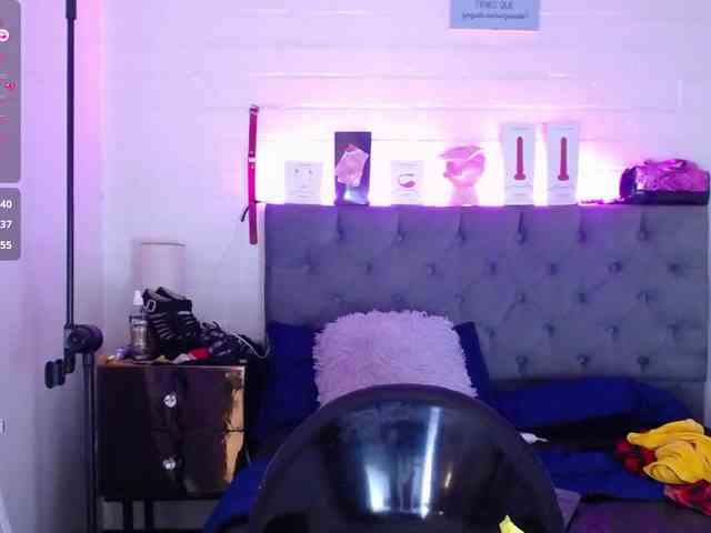 louise-nails webcam