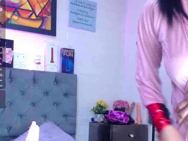 louise-nails webcam