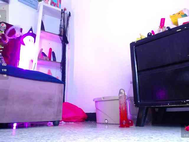 louise-nails webcam