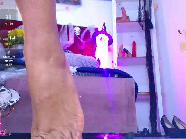 louise-nails webcam