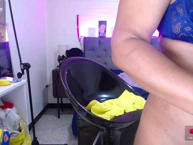 louise-nails webcam