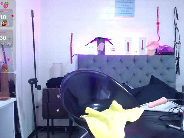 louise-nails webcam