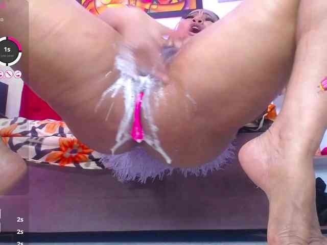 louise-nails louise-nails