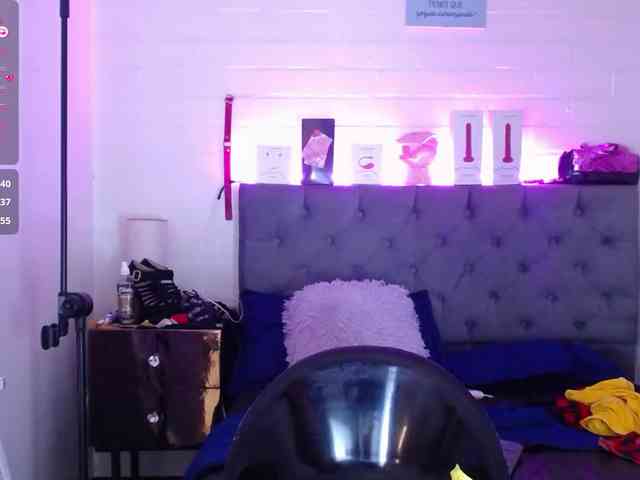 louise-nails webcam