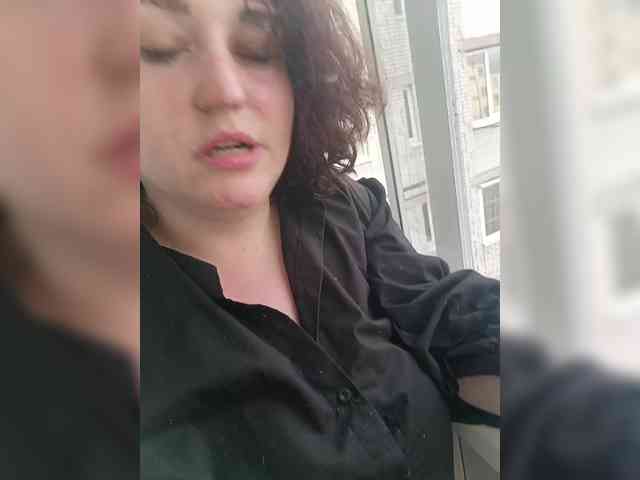 AlexyWhitee webcam