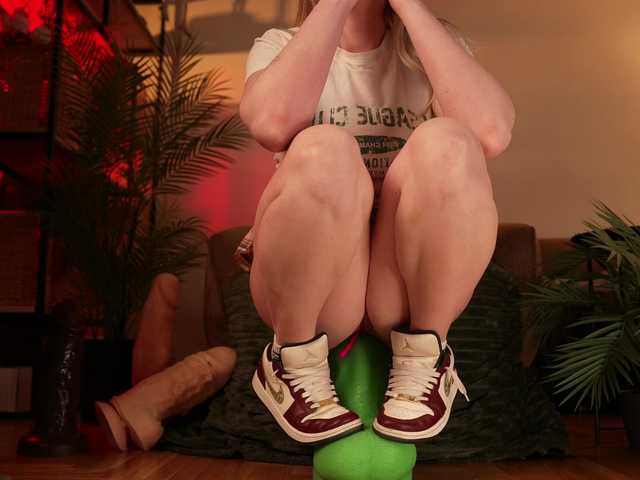 Lolypop19 from BongaCams is Freechat