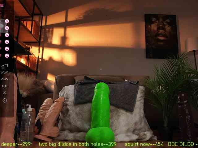 Lolypop19 Live Webcam on BongaCams