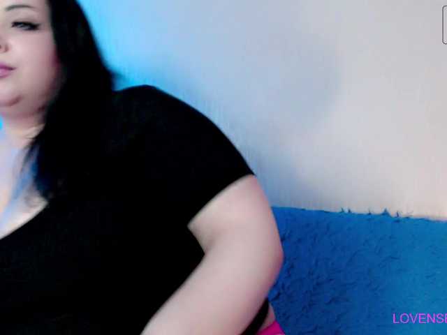 Molyboo's BongaCams show and profile