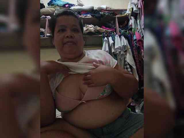 Hottynilda webcam