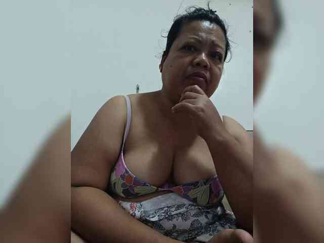 Hottynilda webcam