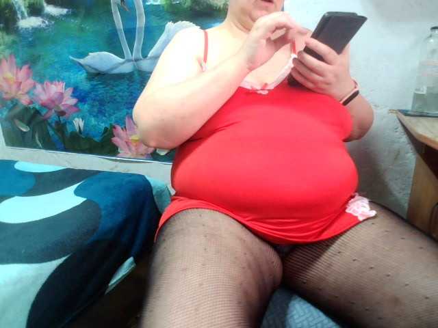 AnnaGoldXx's BongaCams show and profile