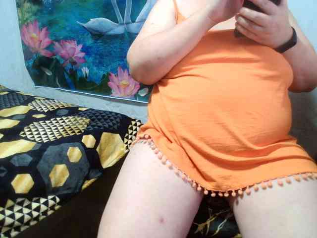 AnnaGoldXx webcam