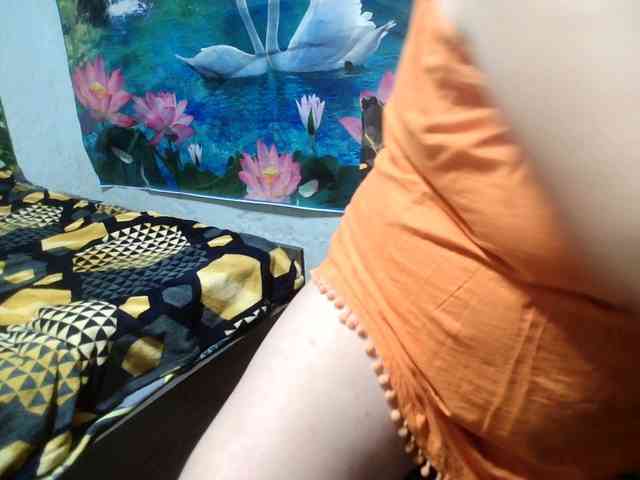 AnnaGoldXx webcam