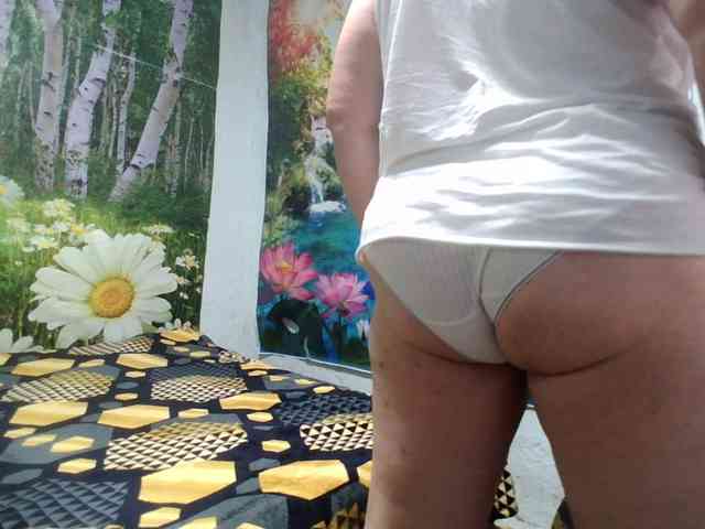 AnnaGoldXx webcam