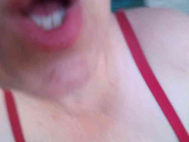 AnnaGoldXx webcam