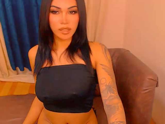 xqueenyunis