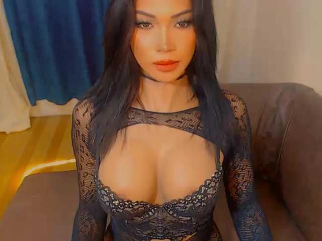 xqueenyunis