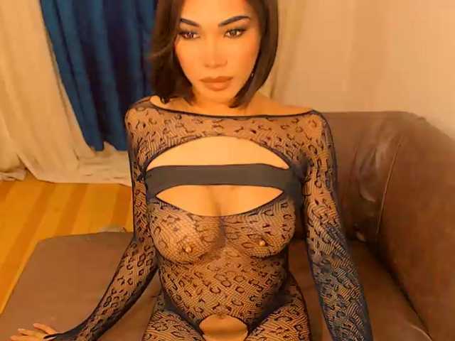 xqueenyunis