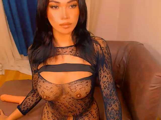 xqueenyunis