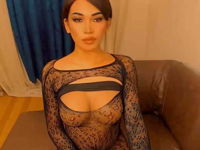 xqueenyunis
