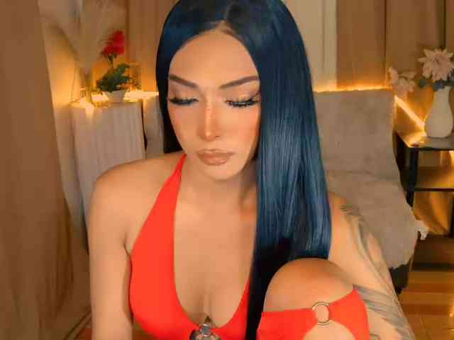 xqueenyunis Live Webcam on BongaCams