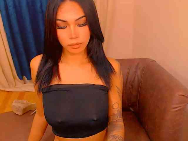 xqueenyunis