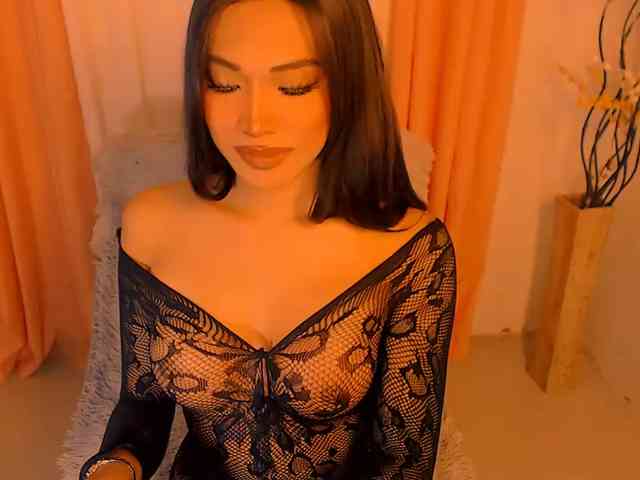 xqueenyunis